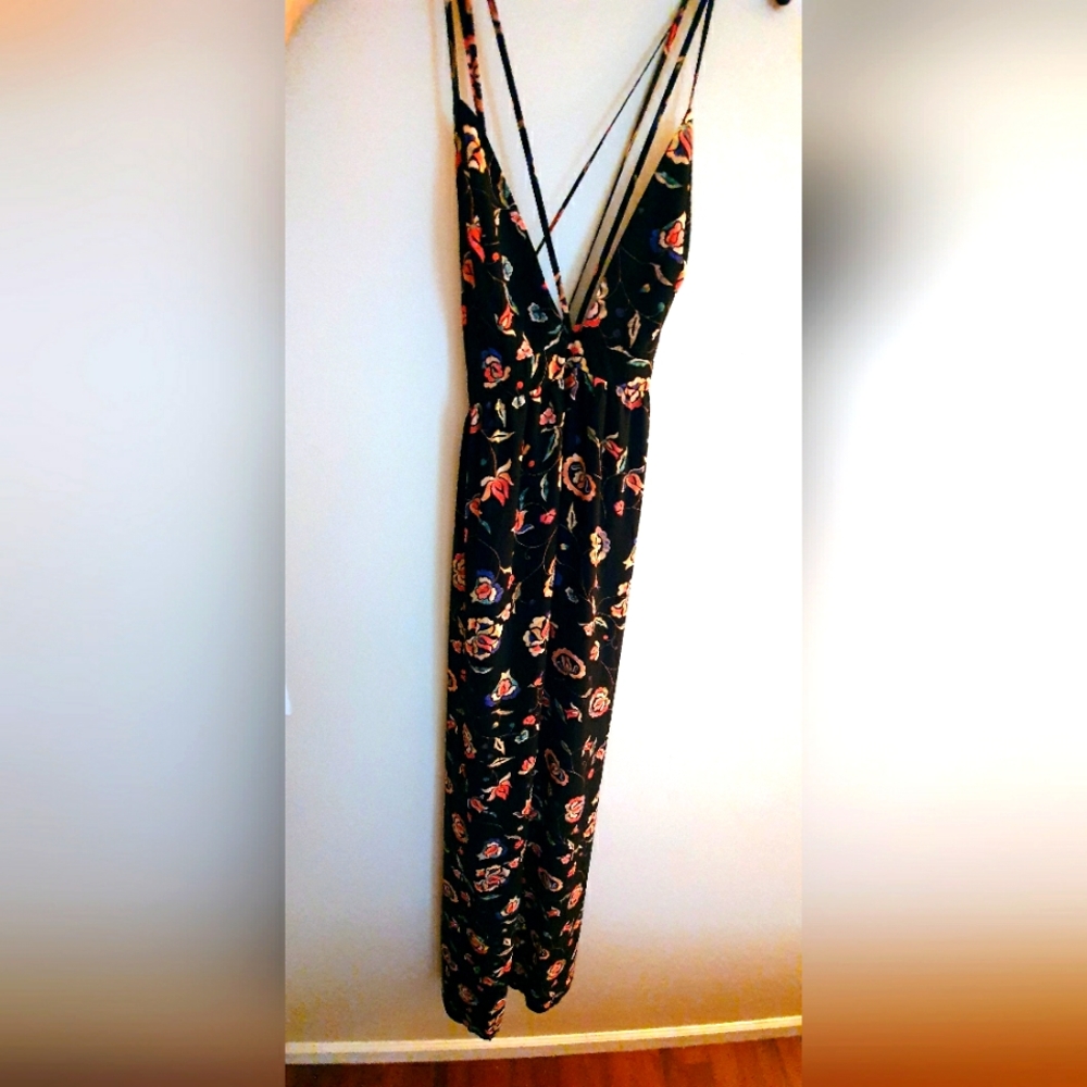 Deep V Backless Maxi Dress